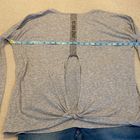 NWOT Open back long sleeve tee - Picture 9 of 9